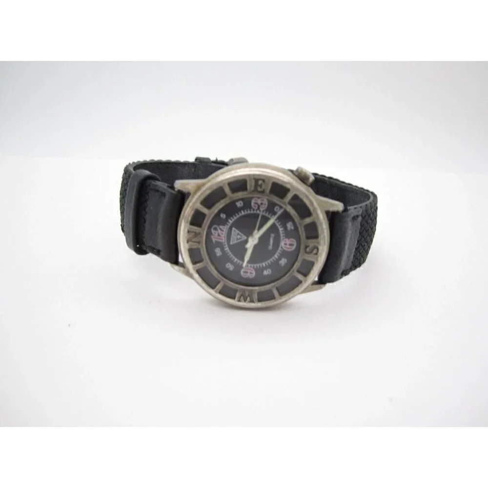 Vtg 1990 Women Guess Quartz WR Analog 34mm Dial Contemporary‎ Round Watch (F157)